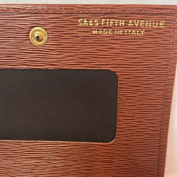 Rare Saks Fifth Avenue Brown Cognac Epi Leather Wallet Crossbody Mini Purse